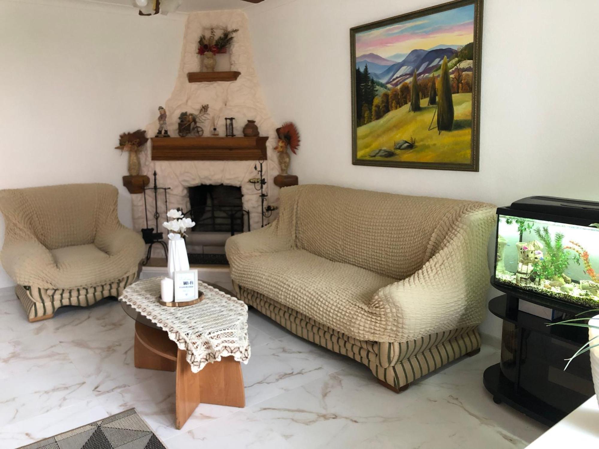У Оксани Hotel Solochyn Buitenkant foto